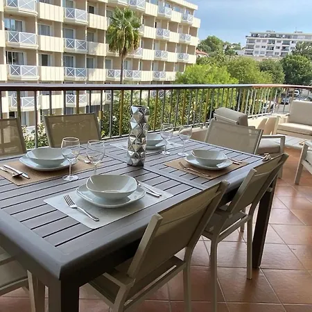Apartment De 3 Pieces De Haut Standing Face Palais Des Congres By Weekome *