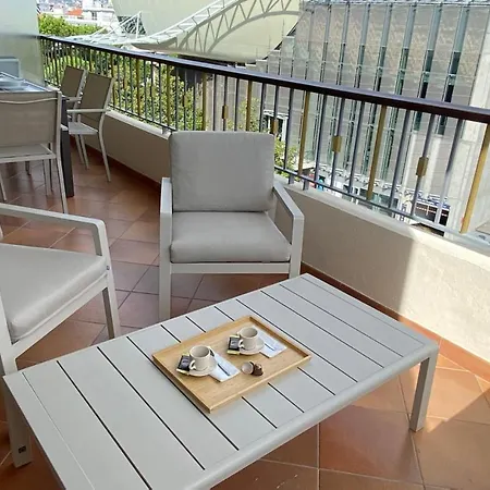 Apartamento De 3 Pieces De Haut Standing Face Palais Des Congres By Weekome Antibes